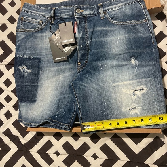 DSQUARED2.  MEDIUM BLUE SQUARE WASH ALL OVER PRINT SHORT. - Picture 7 of 9